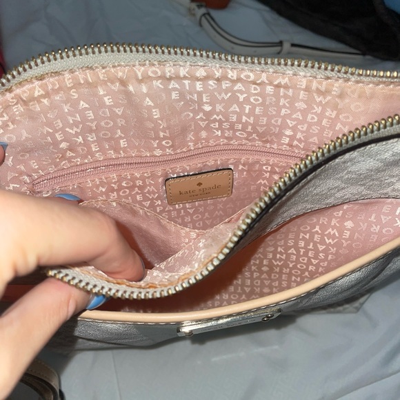 Kate spade crossbody - Picture 3 of 3